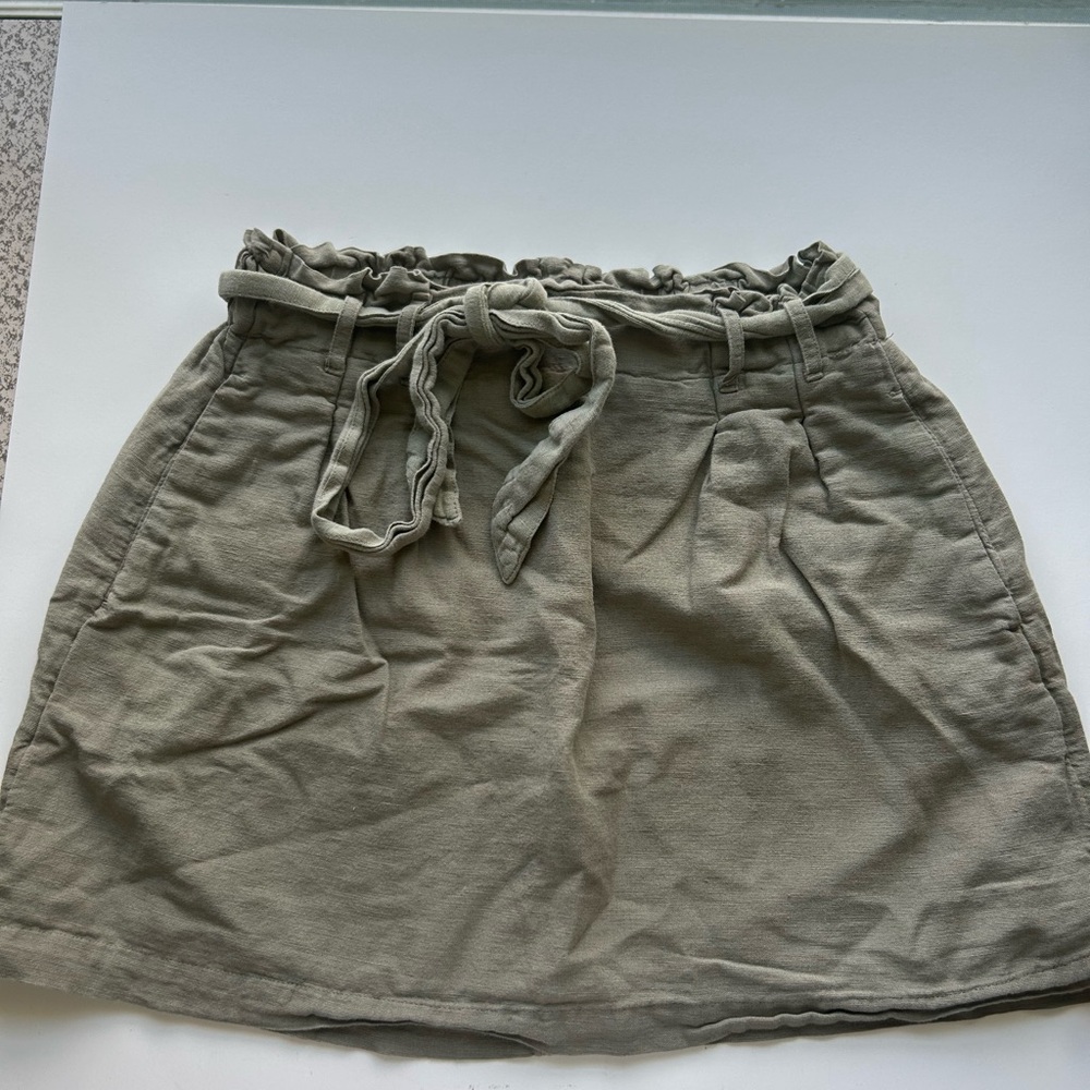 American Eagle Green Bubble Mini Skirt with Tie Front